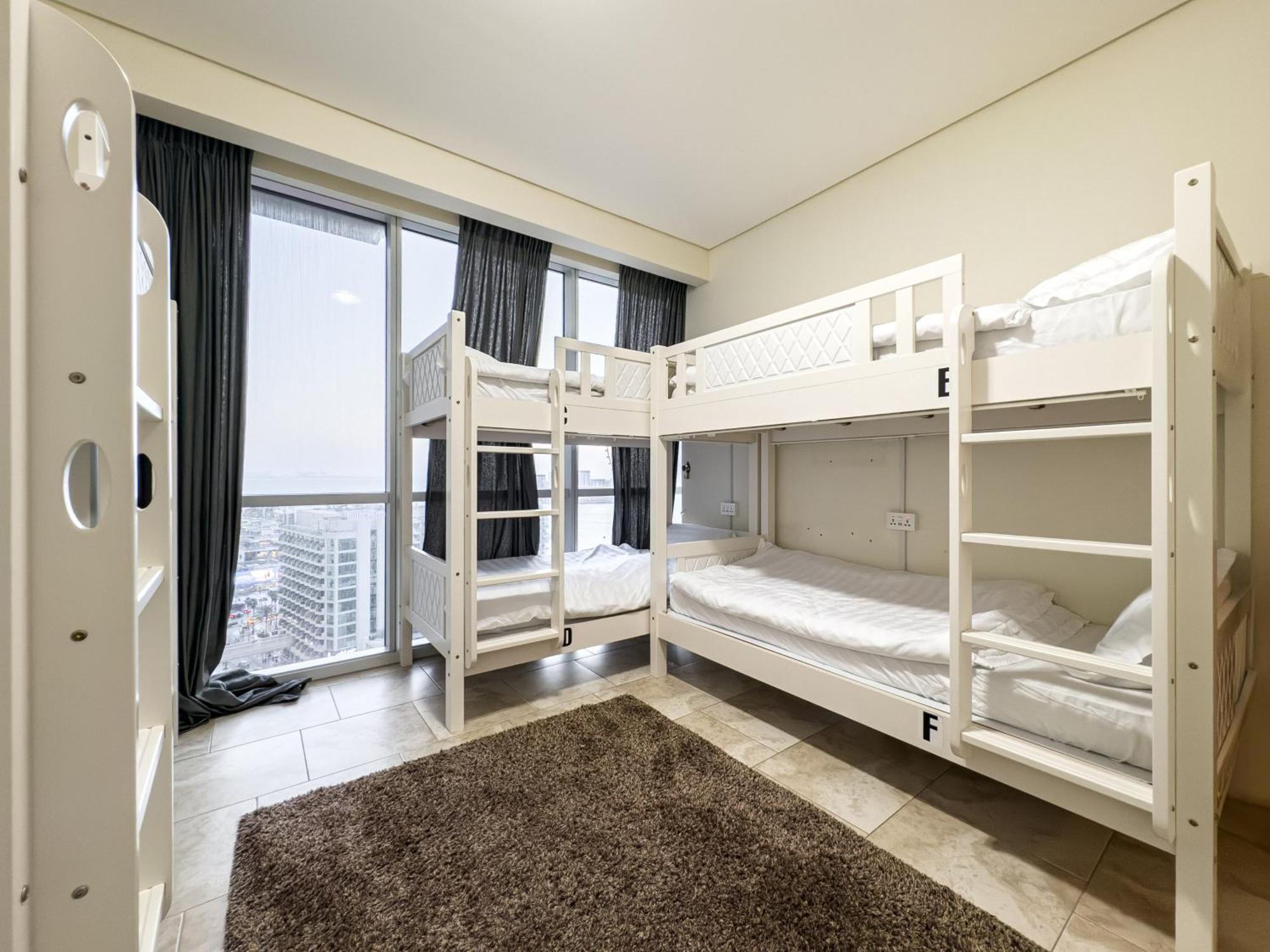 Ar Holiday Home Jbr Dubai Exteriör bild